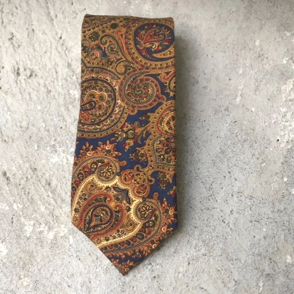 Brooks Brothers silk tie